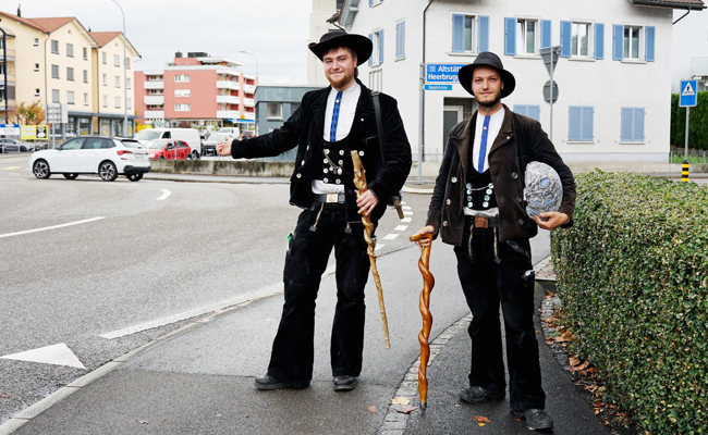 Auf der Walz durch die Welt: Zwei Schreinergesellen auf grosser Reise