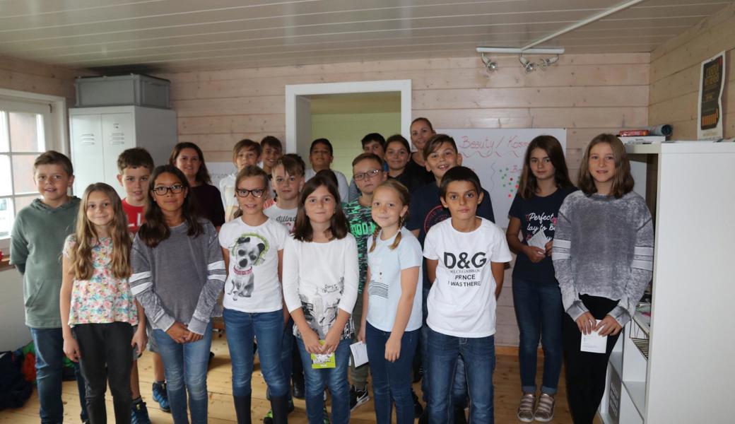 Die fünfte Klasse von regula Elmiger besuchte zum ersten Mal den Jugendtreff