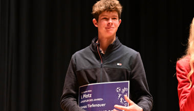 Jonas Tiefenauer hat die Spitze gemeinsam mit einem Freund erreicht Jonas Tiefenauer hat die Spitze gemeinsam mit einem Freund erreicht