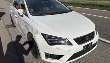 Zwei übermüdete Verkehrsteilnehmende bauten je einen Unfall