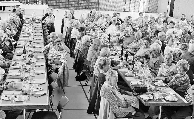 «65+ komm doch auch mit»