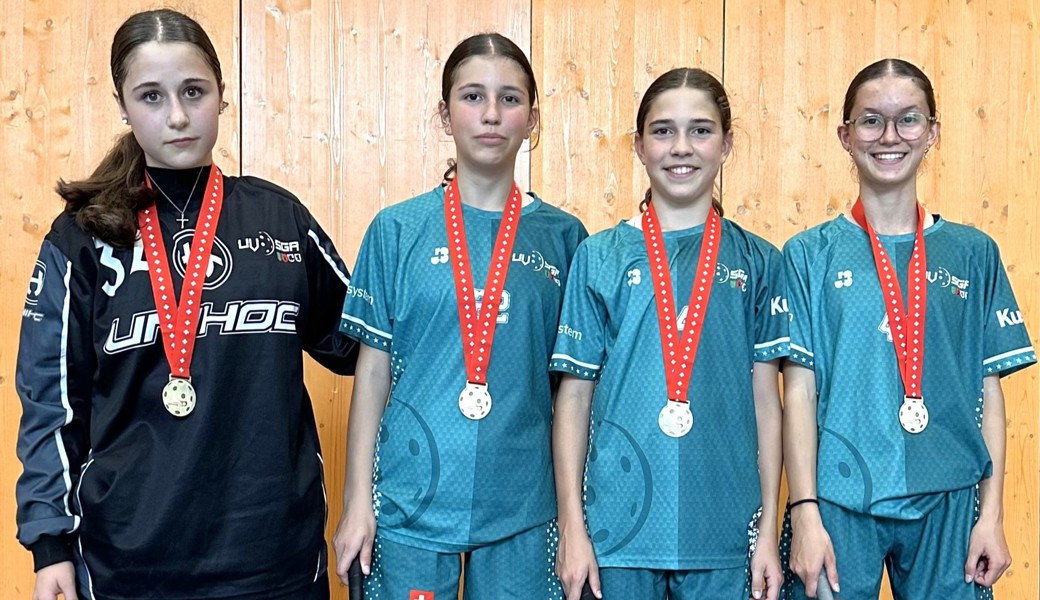 Sie gewannen mit der U15 Bronze (von links): Noemi Dethomas, Sophia Iglesias, Mia Lüchinger und Lou Kehl. Es fehlt: Mira Kronenberg. 