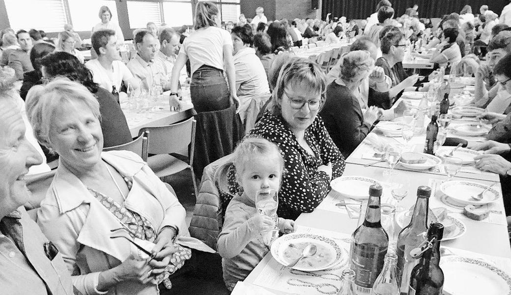 Gemeinsam Suppe essen – und Gutes tun. 