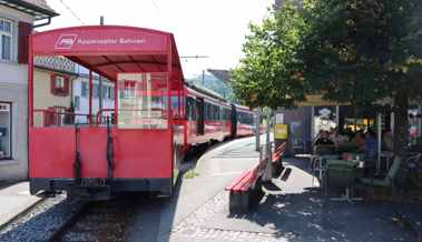 Das Gaiserbähnli ist ausgefallen, es verkehren Ersatzbusse, aber mit grosser Verspätung