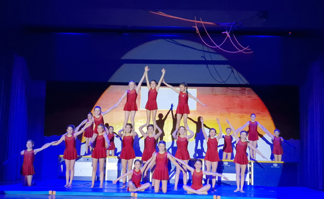 Unterhaltung des  KTV unter dem Motto «Broadway Burgwies»