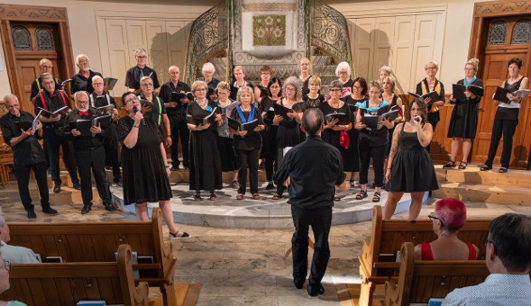 Der Chor Novum sang sich an seinem Jahreskonzert durch viele Welten