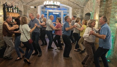 «Daddy Cool» tanzt im Hopp: DJ startet Disco-Reihe für über 60-Jährige im Rheintal