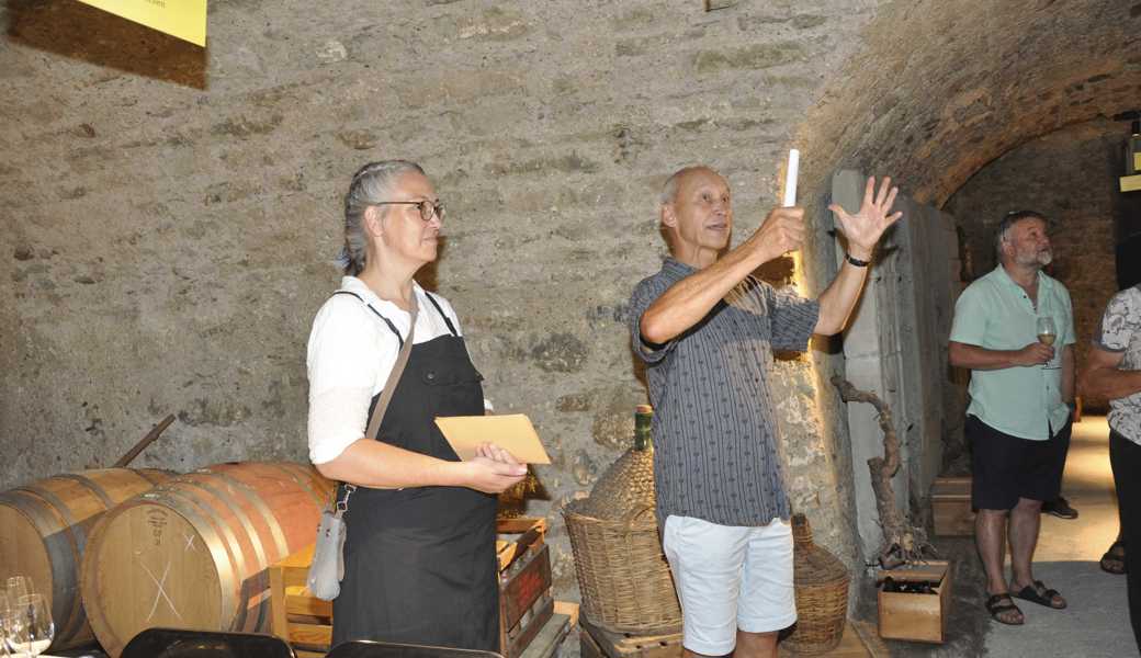 Monika Meyer und Stefan Hildebrand führten in die tausendjährige Geschichte des Altstätter Weins ein.