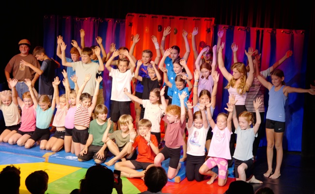 Die Zirkuswoche im Diogenes-Theater bringt Kinder gross auf die Bühne