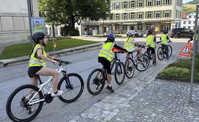39 vorzügliche Velofahrerinnen und Velofahrer an der Fahrradprüfung im Vorderland