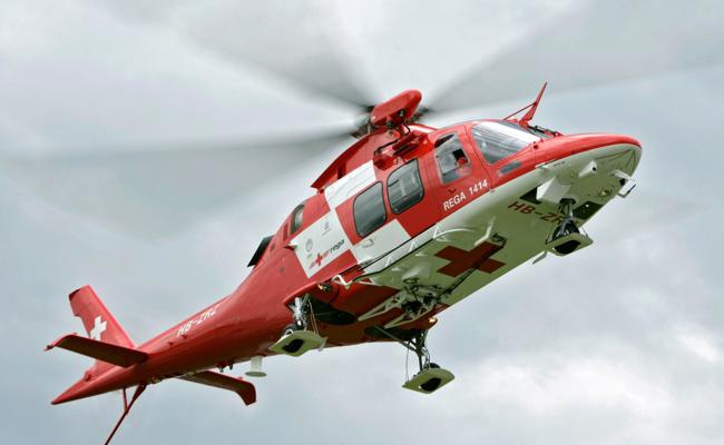 Nach Sturz mit E-Bike von der Rega ins Spital geflogen