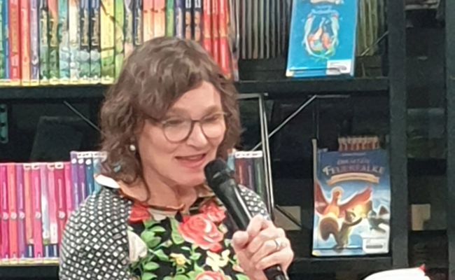 Lesung mit Daniela Schwegler: wild, weise und wunderbar 
