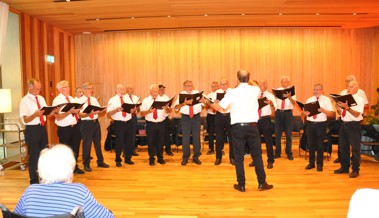 Leica-Chor sang für die Pensionärsfamilie Zehntfeld