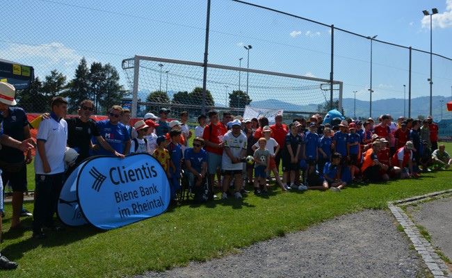 15 Plusport-Teams feiern in Widnau Fairness, Teamgeist und Freude am Fussball