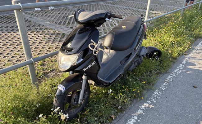 Fahrunfähig unterwegs - 47-Jähriger streift mit seinem Töff einen Zaun und stürzt