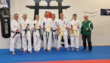 Erfolgreiche Gurtprüfungen an der Karateschule
