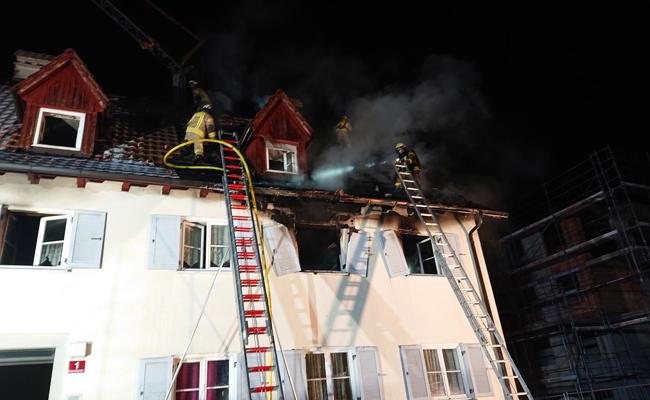 16 Menschen nach Brand ohne Obdach