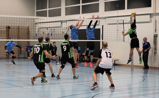 Eine Niederlage und ein Heimspiel für die Männer von Rheno Volleyball