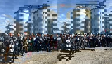 Girema-Mitglieder entdecken das süsseste Unternehmen der Schweiz