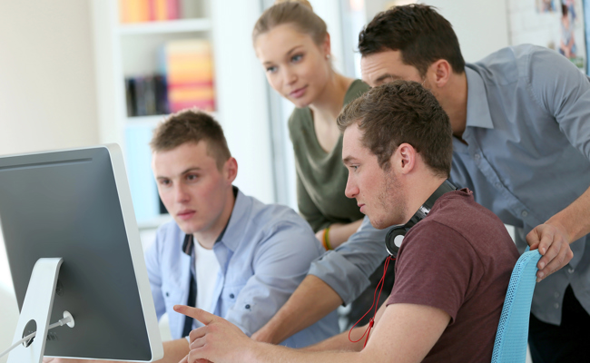«Die ideale Chance»: IT-Branche will Quereinsteigern Weg ebnen