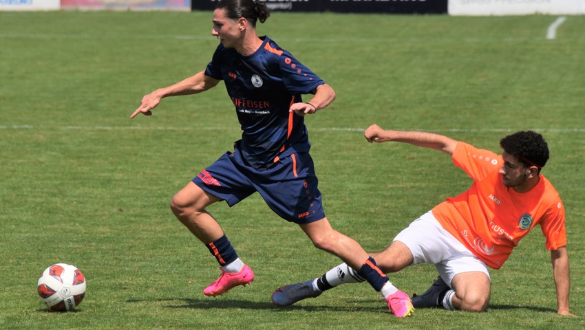 Der FC Staad (mit Marco Morgante, links) geht als Favorit in sein erstes Cupspiel. Der FC Staad (mit Marco Morgante, links) geht als Favorit in sein erstes Cupspiel.