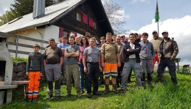 Ortsgemeinde verbrachte einen Arbeitstag auf dem Schwamm