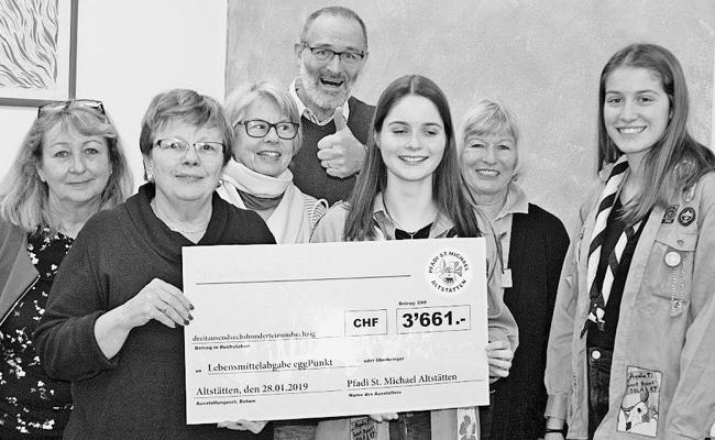 Pfadis schwimmen für den «eggPunkt»