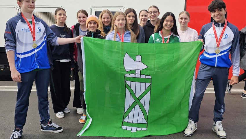 Auch die Schülerinnen und Schüler der Oberstufe Gässeli Widnau vertraten den Kanton St. Gallen stark. Auch die Schülerinnen und Schüler der Oberstufe Gässeli Widnau vertraten den Kanton St. Gallen stark.