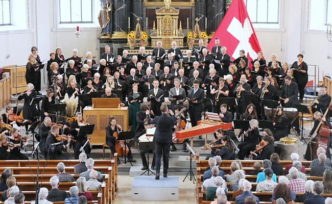 Rheintaler Bach-Chor sang zwei Hymnen zum Lob und Dank