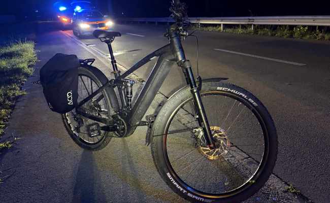 Erheblich verletzt: E-Bike-Fahrer verunfallt in Oberriet