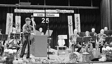 2-Länder-Musikanten spielen  die schönsten Stücke