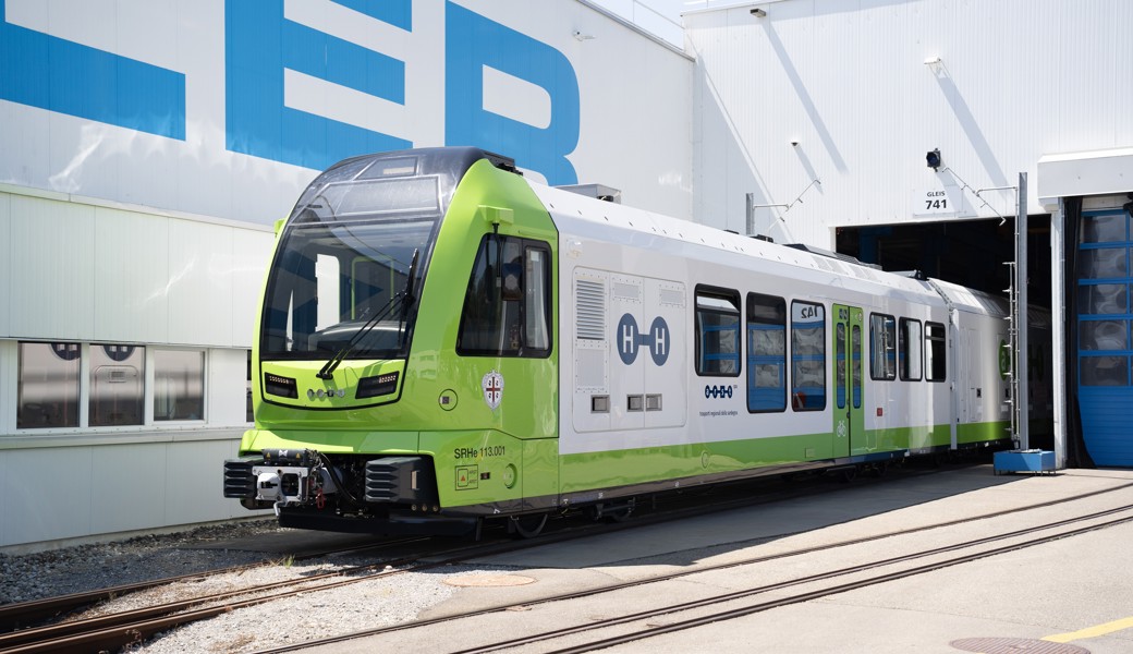 Stadler enthüllt den ersten Wasserstoffzug für Schmalspurstrecken