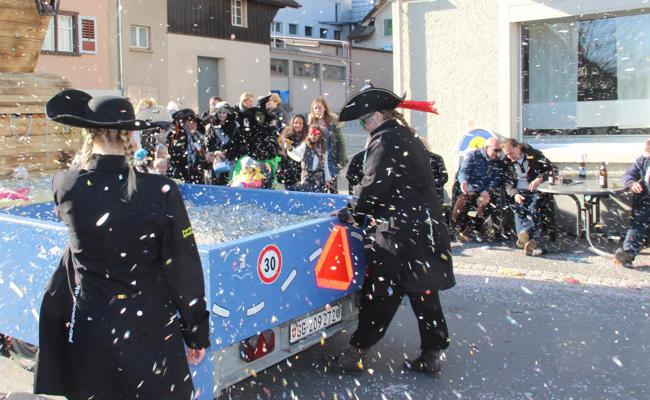 Notfalls Segel anders setzen