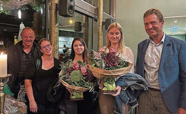 Delta Möbel ehrte Jubilare und erfolgreiche Lernende