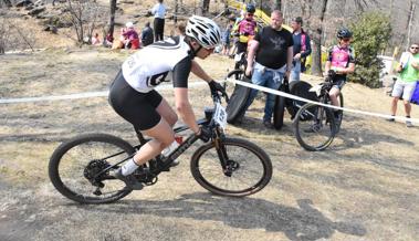 Ronja Blöchlinger bestreitet die Tour de Suisse