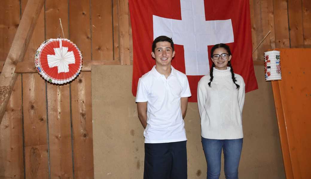 Nils Eichmüller und Natalija Popeskov freuen sich darauf, die Zukunft der Schweiz mitgestalten zu können. 