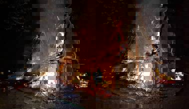 Eine Kerze löste im Museumsdorf in Mäder einen Brand aus