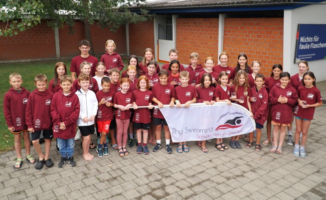 37 Startende an der Rhy-Swimming-Clubmeisterschaft