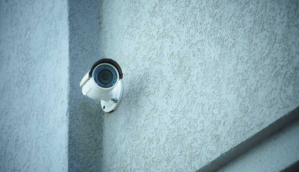 Das Schulareal wird künftig überwacht.
