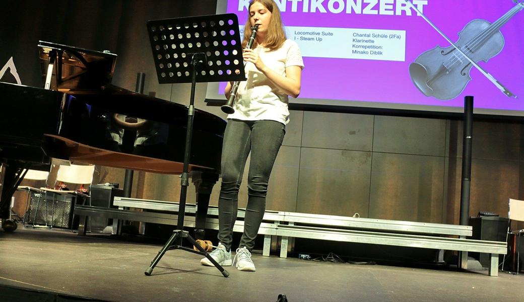 Chantal Schüle (2Fa), Klarinette