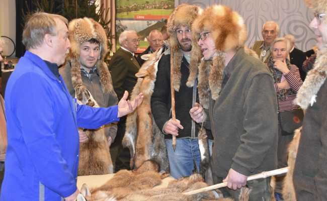 Ein Bub sparte für ein Fuchsfell, um eine Mütze zu nähen – Appenzeller Füchse sind die Schönsten