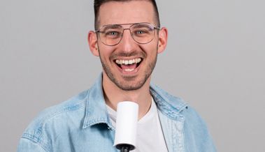 «Null negativ»: Der Sunnyboy unter den Comedians kehrt ins Rheintal zurück