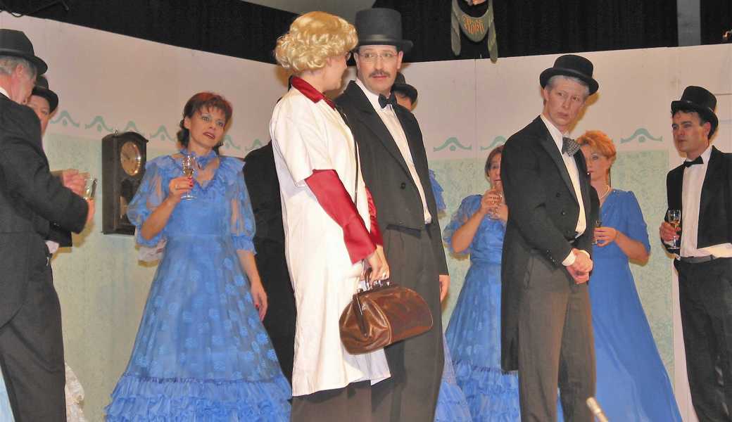 Mit «Mörderpension», einer Adaption eines Krimis von Agatha Christie, debütierte das Dorftheater Widnau im Jahr 2003.