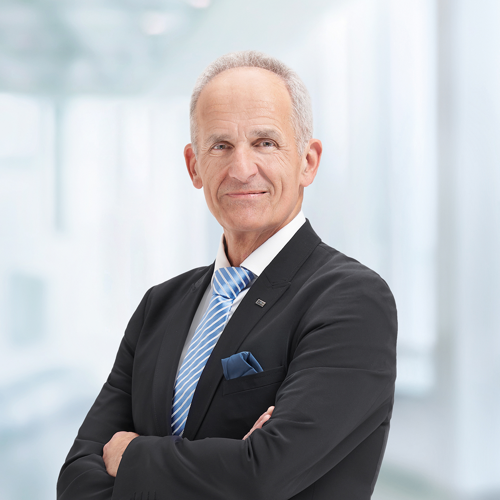 Marco Toscanelli, Mitglied der Direktion, marco.toscanelli@alpharheintalbank.ch Marco Toscanelli, Mitglied der Direktion, marco.toscanelli@alpharheintalbank.ch