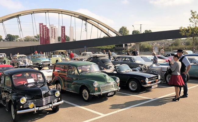 Historische Verkehrsschau auf  dem Rheinpark-Areal