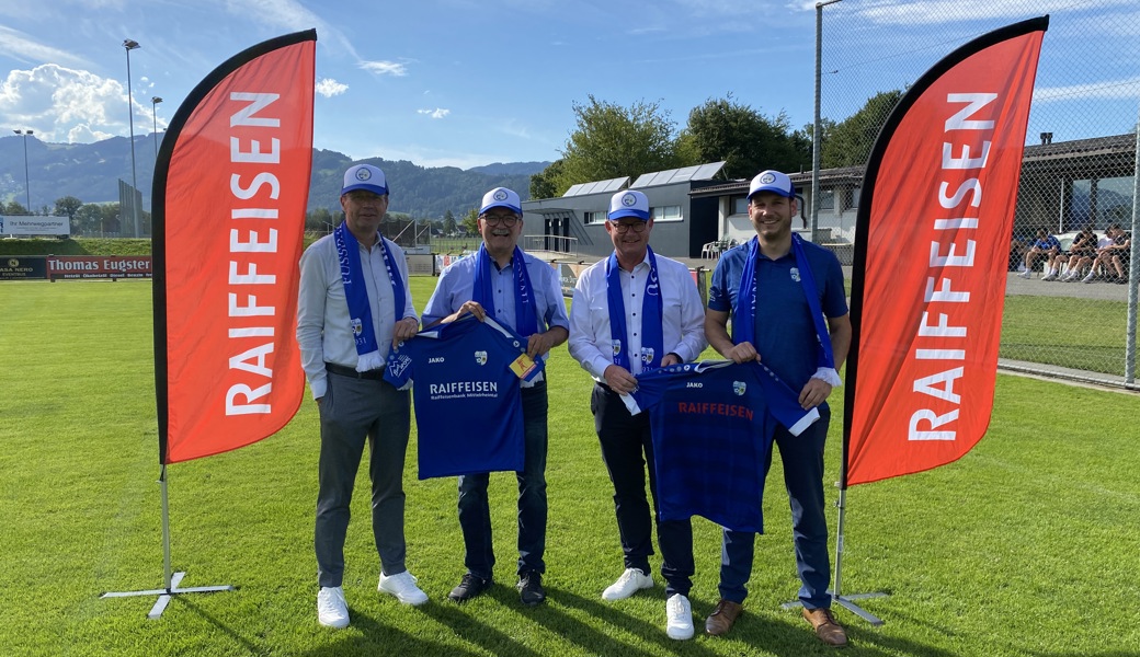 v. r. n. l. Thomas Haas, Vorsitzender der Bankleitung, Remo Heller, Vize-Präsident FCW, Kuno Jocham,  Präsident FCW, Andreas Ammann, Stv. Vorsitzender der Bankleitung,  v. r. n. l. Thomas Haas, Vorsitzender der Bankleitung, Remo Heller, Vize-Präsident FCW, Kuno Jocham,  Präsident FCW, Andreas Ammann, Stv. Vorsitzender der Bankleitung,