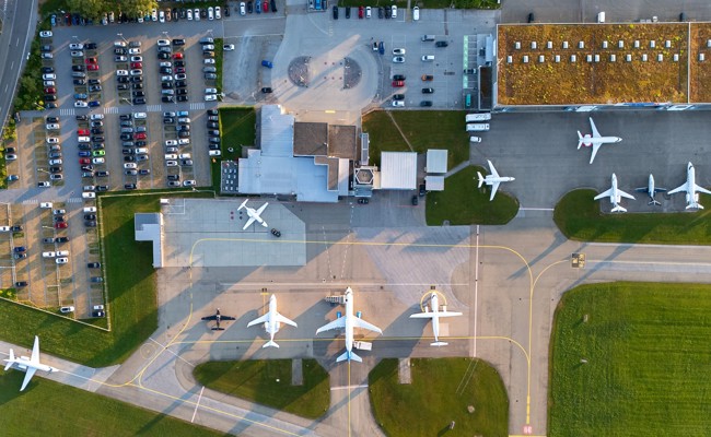 Vor der Flugshow zum hundertsten Geburtstag des Flugplatzes: Kritik kommt aus zwei Richtungen