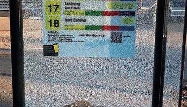 Bushaltestellen beschädigt