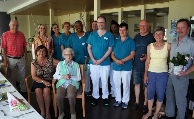 Team vom Senioren- und Spitexzentrum Verahus gratulierte zum 102. Geburtstag