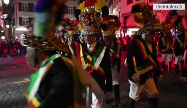 Video: Röllelibutzen-Polonaise ums bengalische Feuer